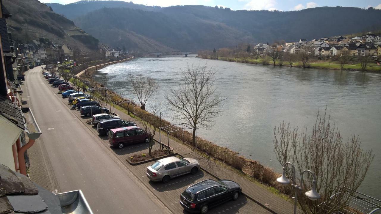 Mosel Ausblick Apartment Zell an der Mosel Exterior photo